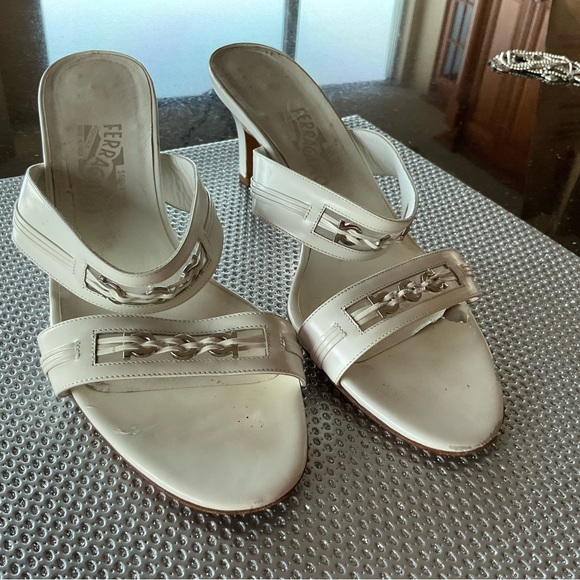 Salvatore Ferragamo slide sandals - Picture 3 of 4